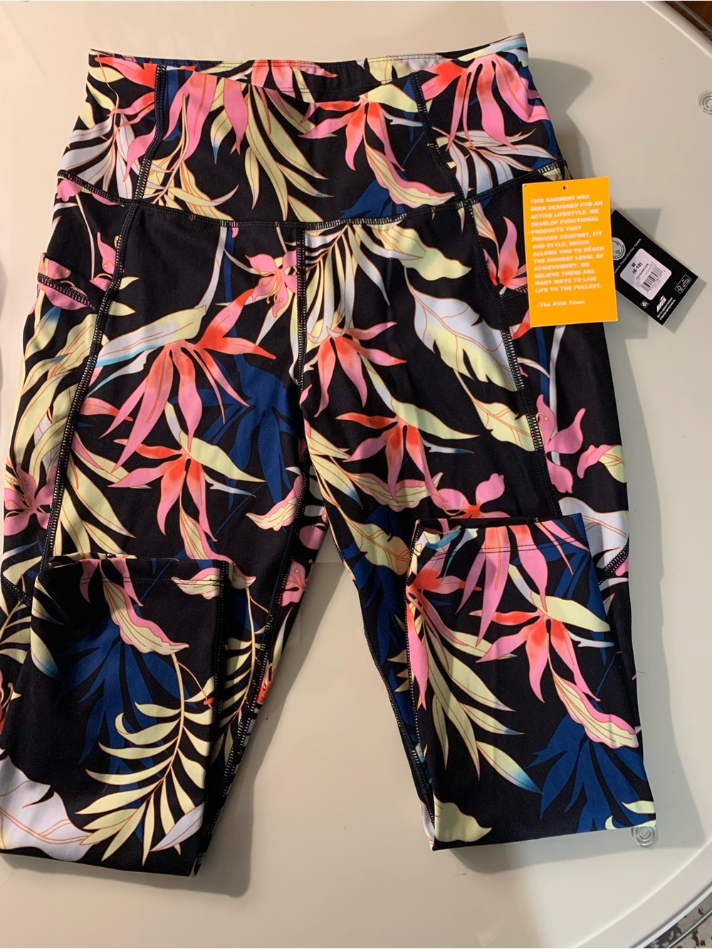 Avis Leggings Tropical Print With Pockets NWT M 8-10